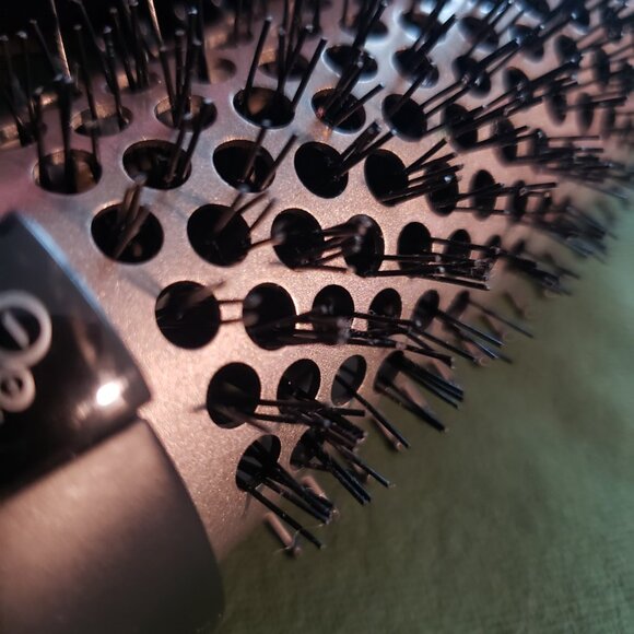 Electric ionic hair straightener brush(hot comb), and blowout thermal brush - Picture 6 of 7